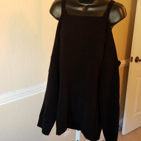 Top - Picture 2 of 5